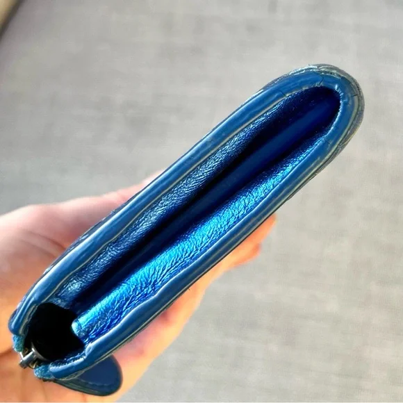 Bottega Veneta Metallic Blue Intrecciato Leather Zip Around Wallet - Picture 5 of 9